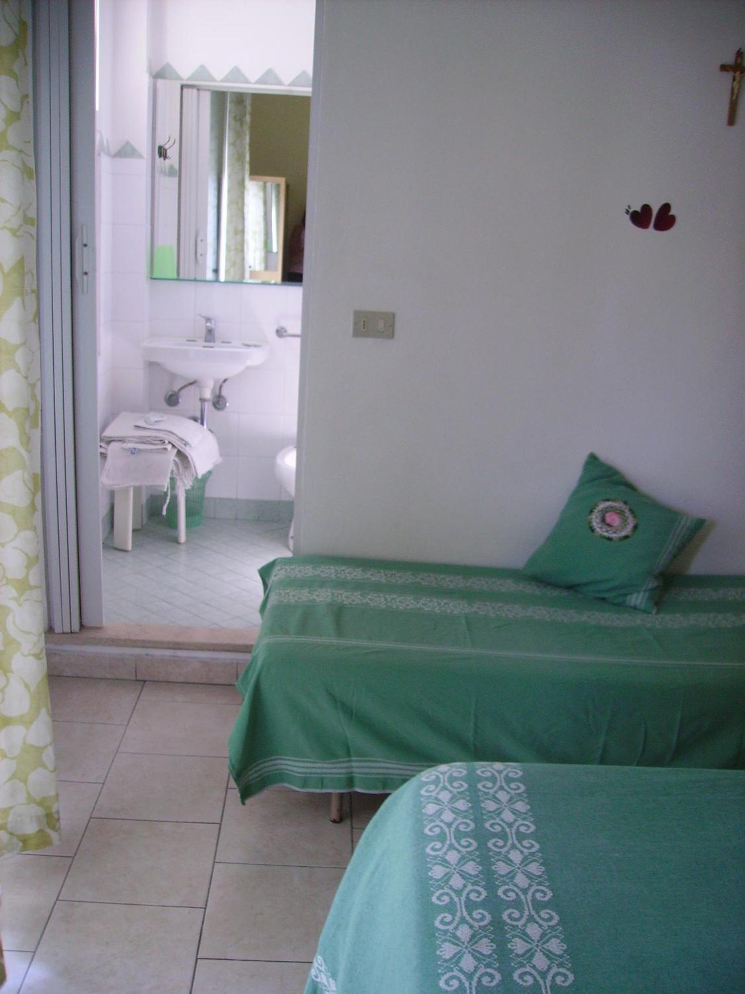 Albergo Maria Gabriella Rimini Exteriör bild