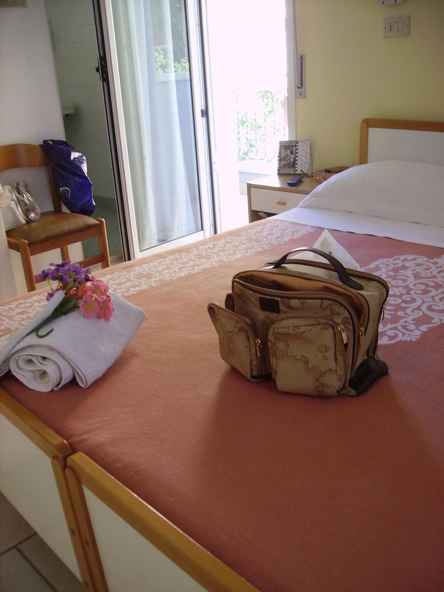 Albergo Maria Gabriella Rimini Exteriör bild