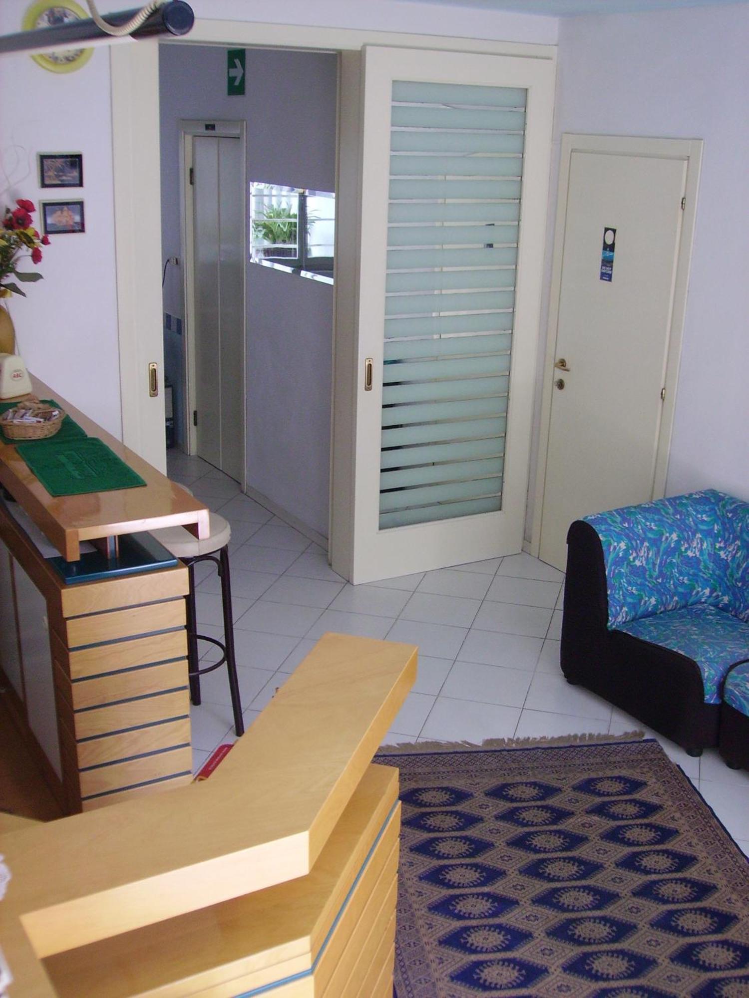 Albergo Maria Gabriella Rimini Exteriör bild