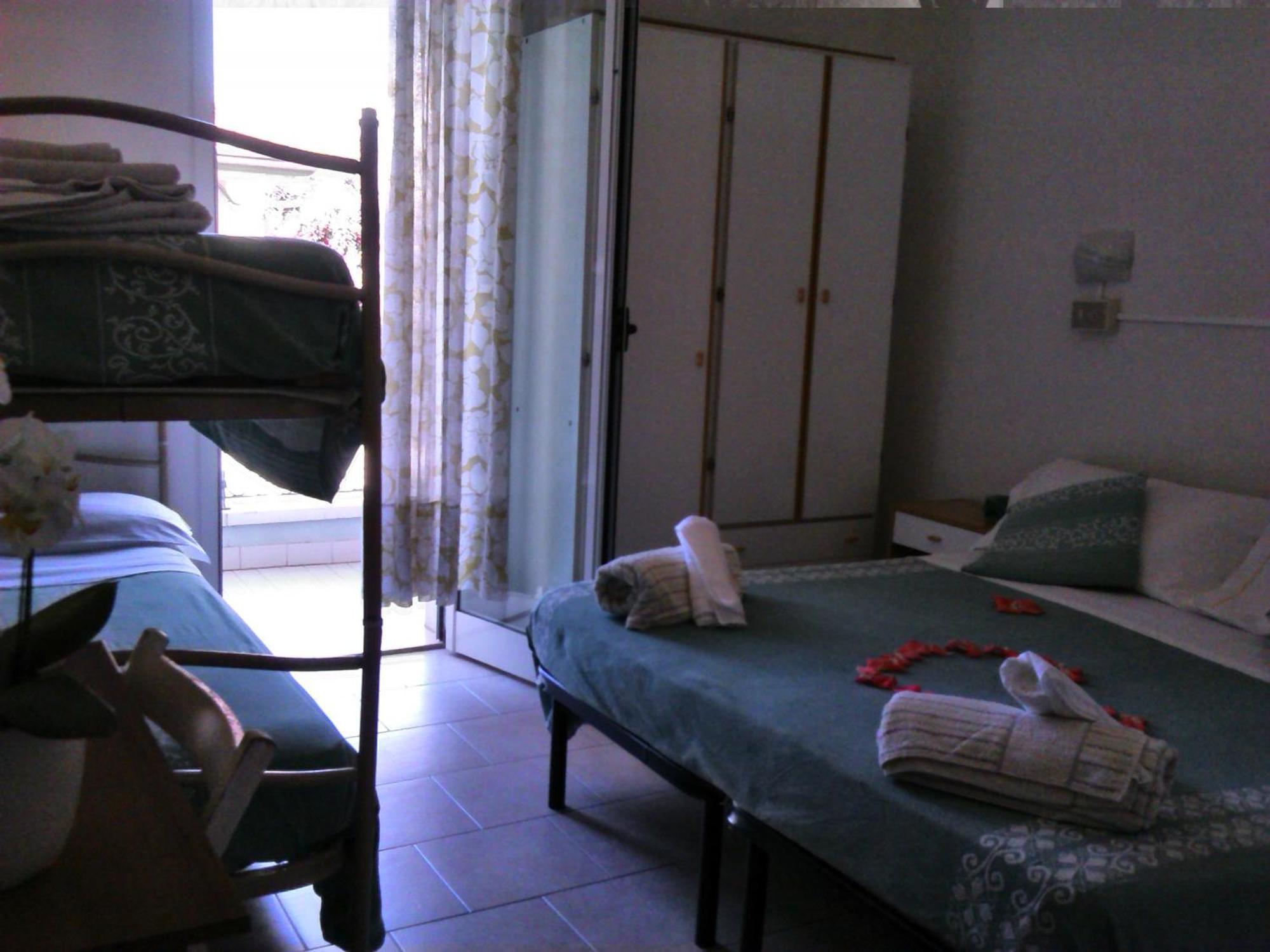 Albergo Maria Gabriella Rimini Exteriör bild