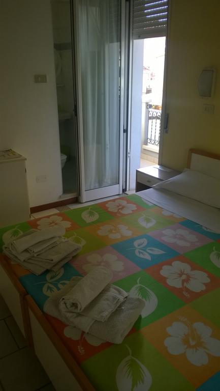 Albergo Maria Gabriella Rimini Exteriör bild