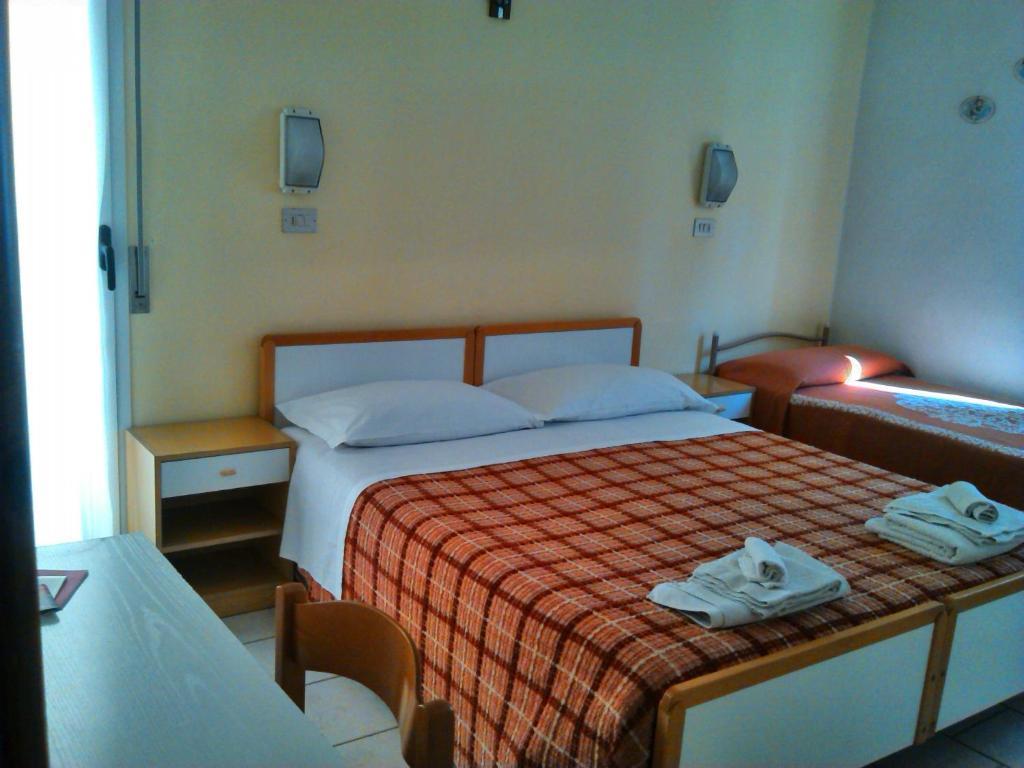 Albergo Maria Gabriella Rimini Exteriör bild